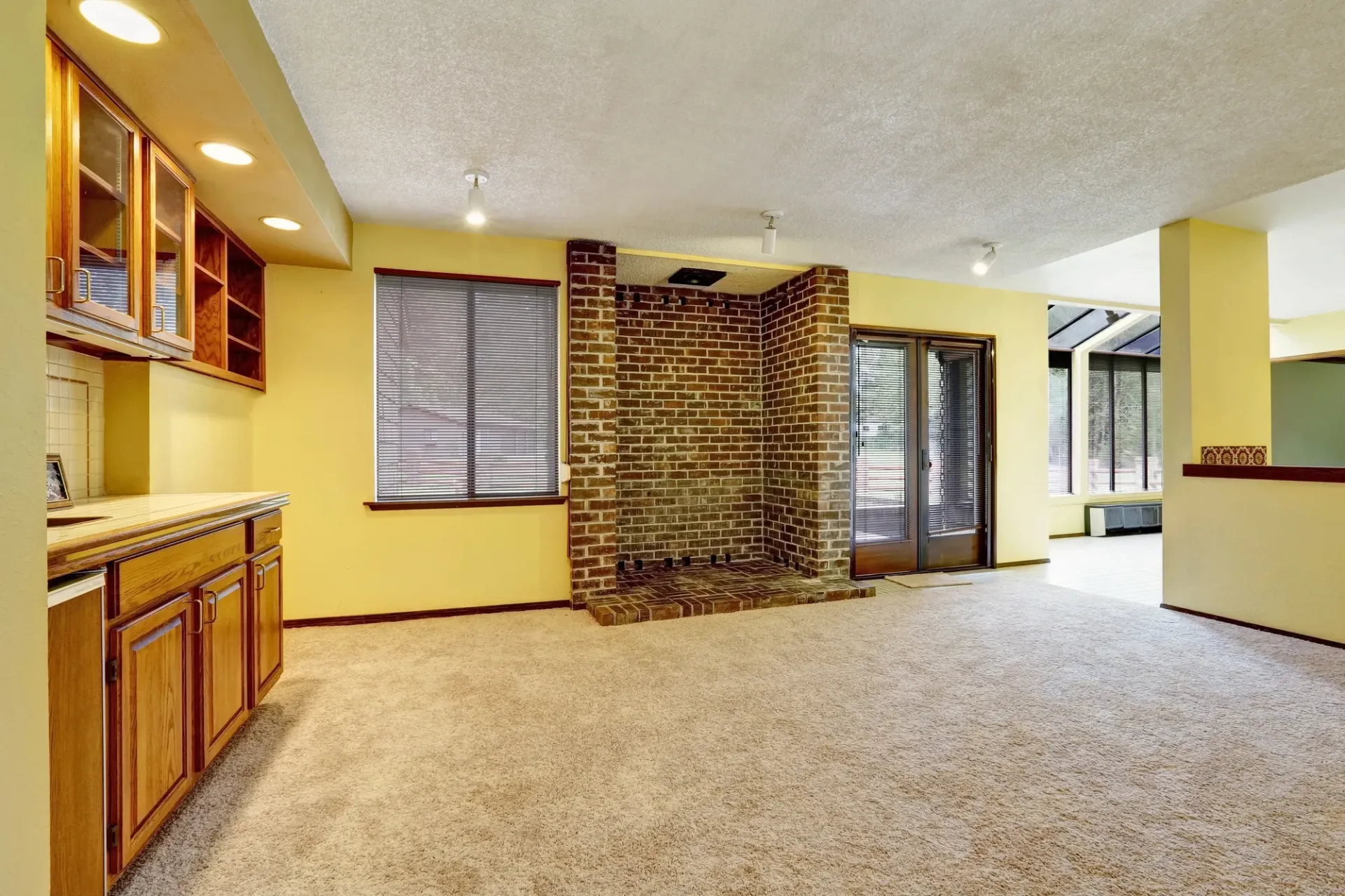 basement-before-reno